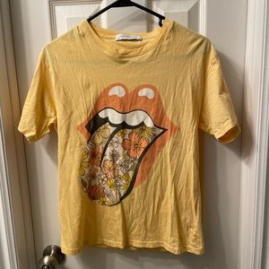 Daydreamer Yellow Rolling Stones Floral Tongue Tee